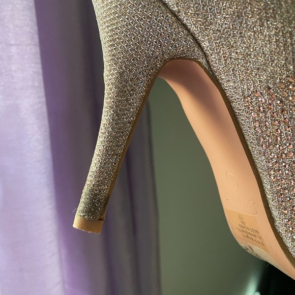 rose gold sparkly heels - Picture 9 of 11